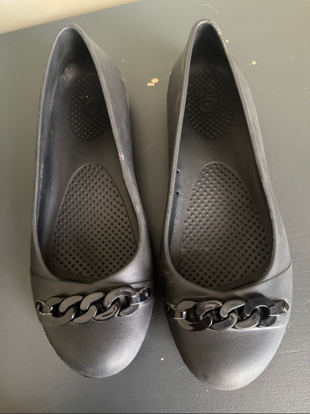 Crocs Women’s Black Chain‑Accent Ballet Flats – Size 9W (Used) - Picture 11 of 12